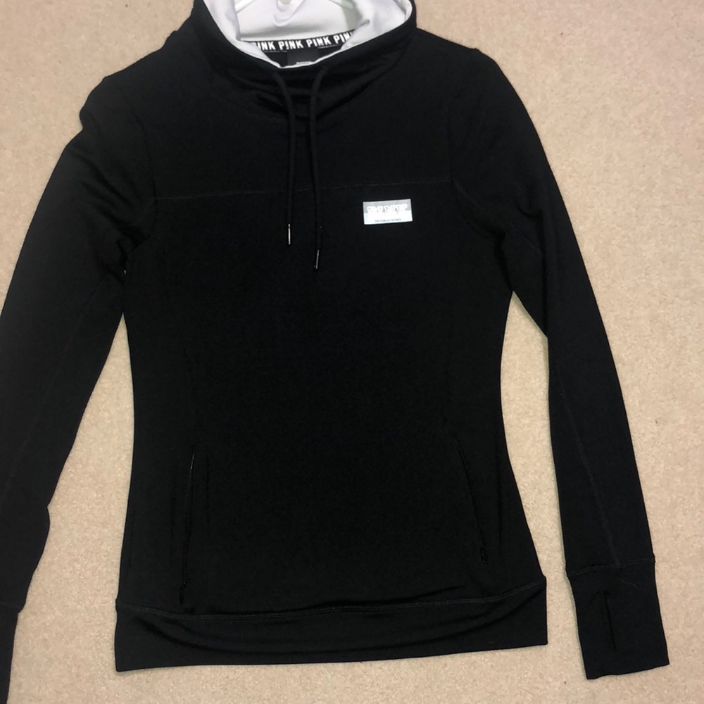 PINK Ultimate Pull over